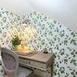 St George\'S Apartment