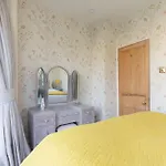 St George\'S Apartment