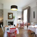 Ravenhurst Bed And Breakfast