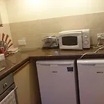 Mayville House Apartment