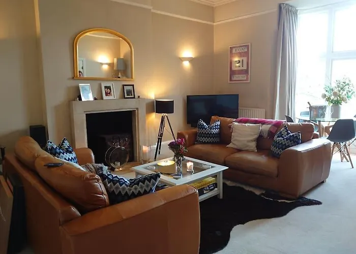 Luxury Apartment Cheltenham