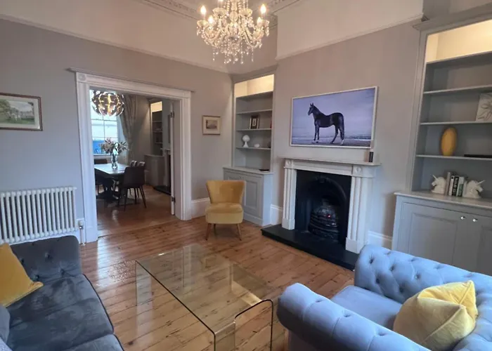 No2 Clarence Grade II Regency Townhouse Short Walk To Racecourse And Town Centre