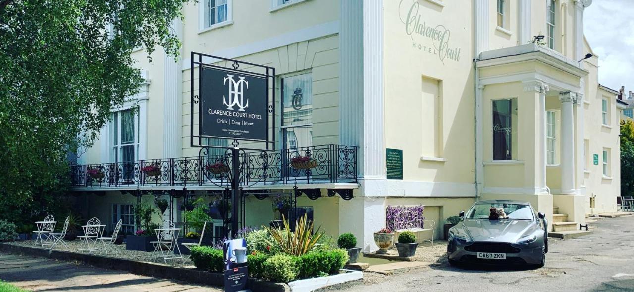 Hotel Clarence Court