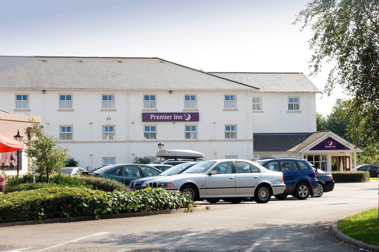 Premier Hotel 3*