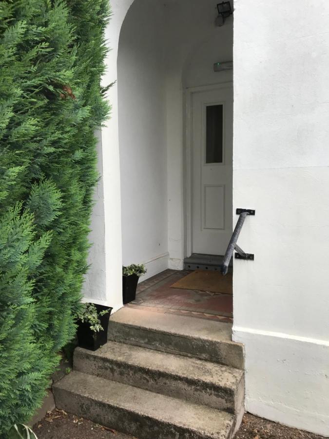Apartment Perfect Location For Racecourse And Town Centre Cheltenham