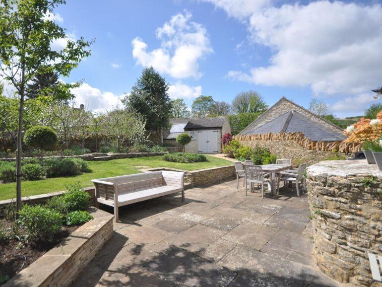 Jasmine Cottage, Upper Slaughter, Cotswolds *