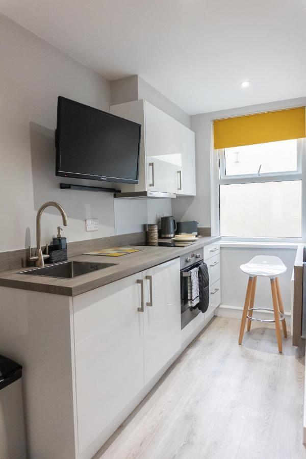 Apartment Court
