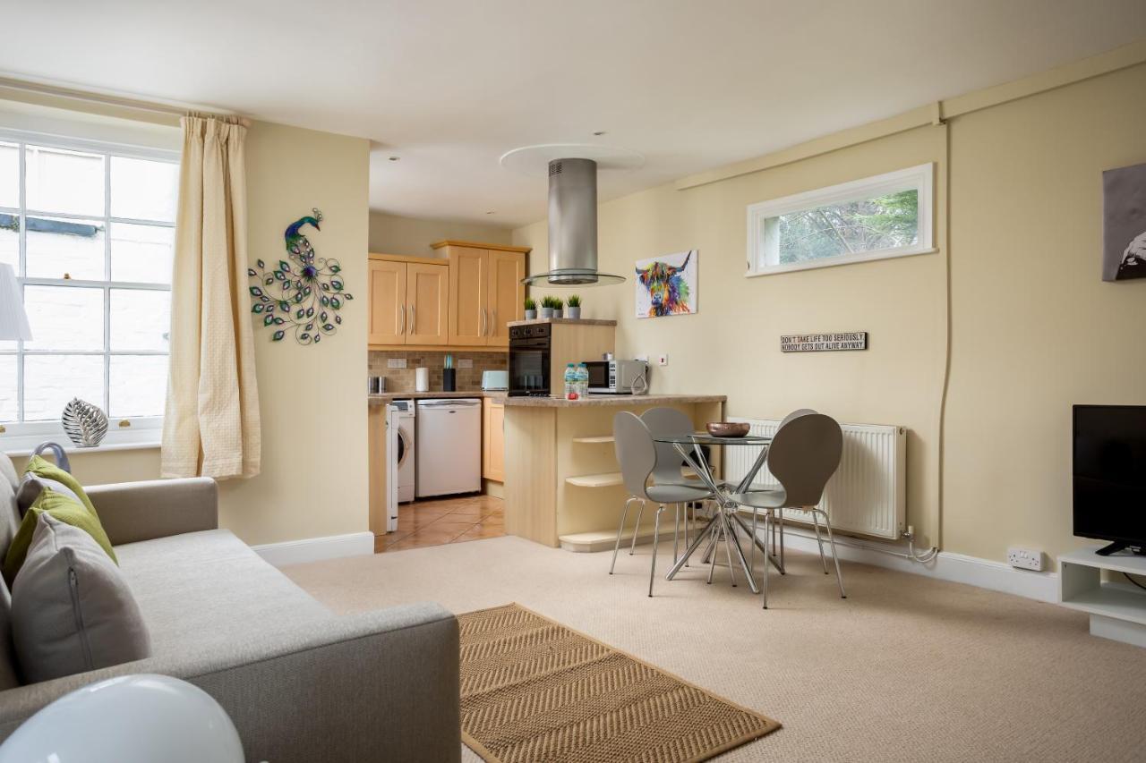 Gorgeous - With Parking Holiday home Cheltenham