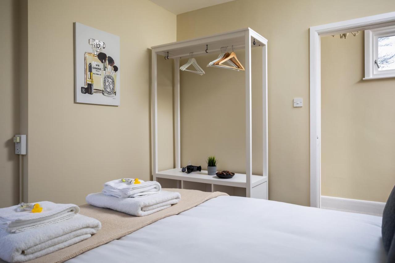 Gorgeous - With Parking Holiday home *