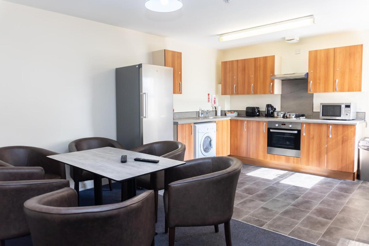 Apartment Court