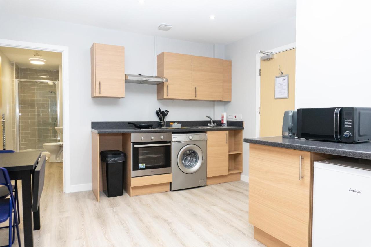 Court Apartment