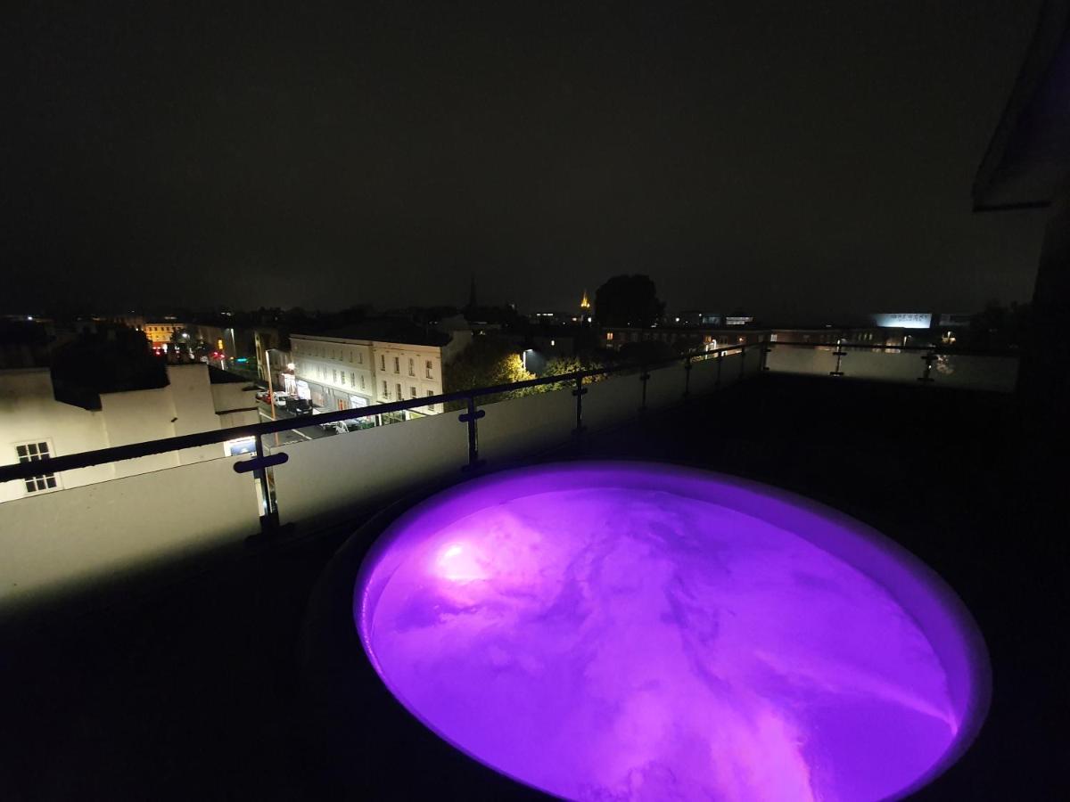Apartment Penthouse With Hot Tub & Views 23