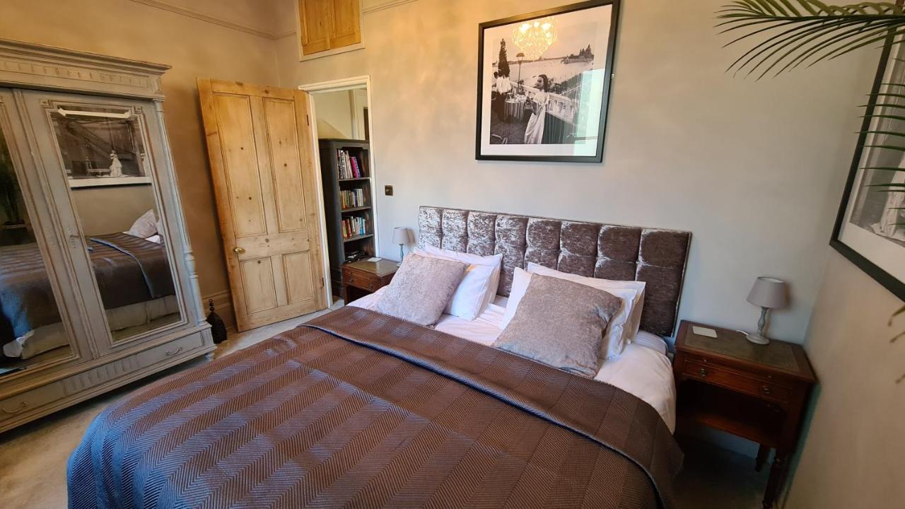 Court House Apartment Cheltenham