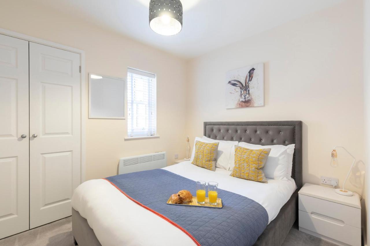 2 Bedroom Town Centre Apartment Cheltenham