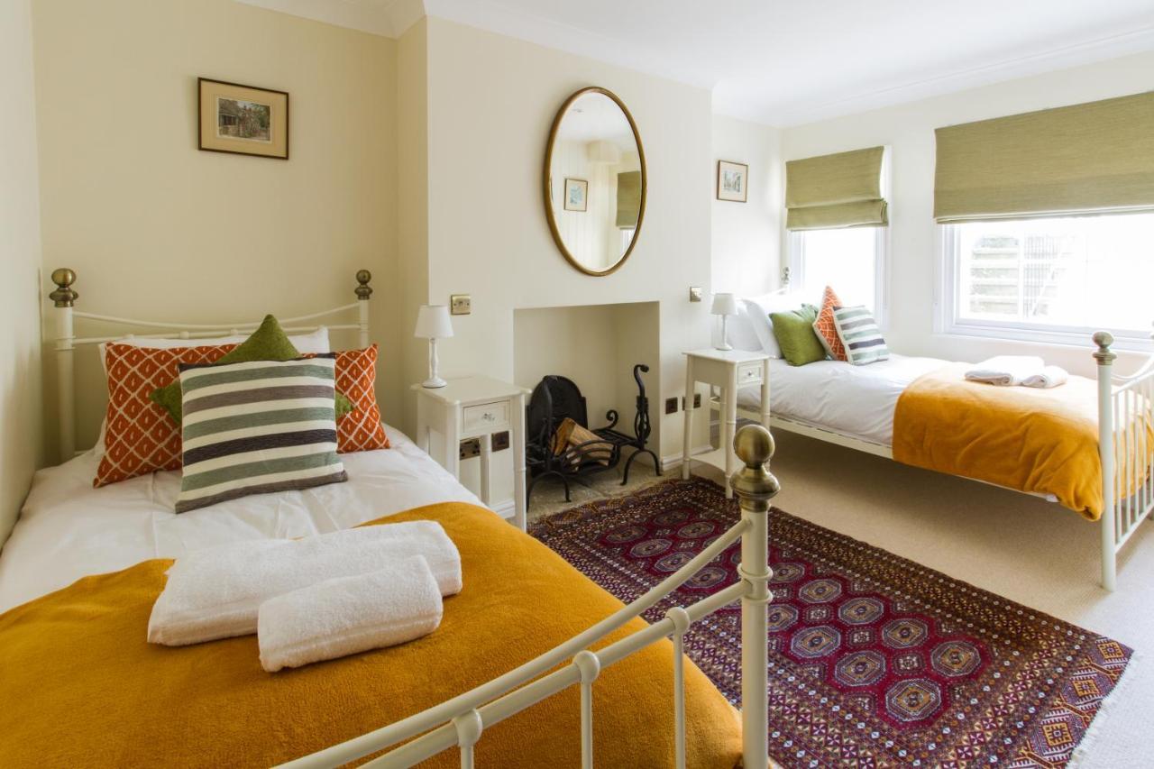 Guest house The Portland