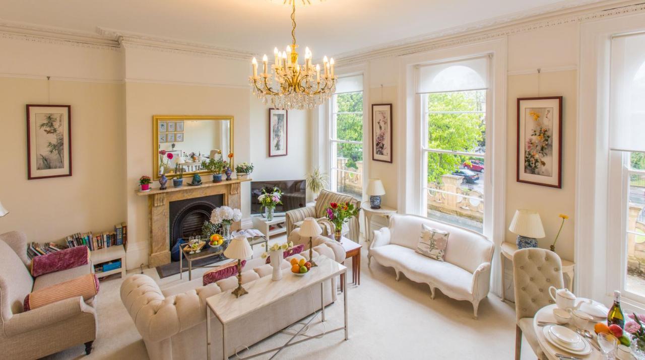 Flat 3, 6 Lypiatt Terrace Gloucestershire Gl50 2sx