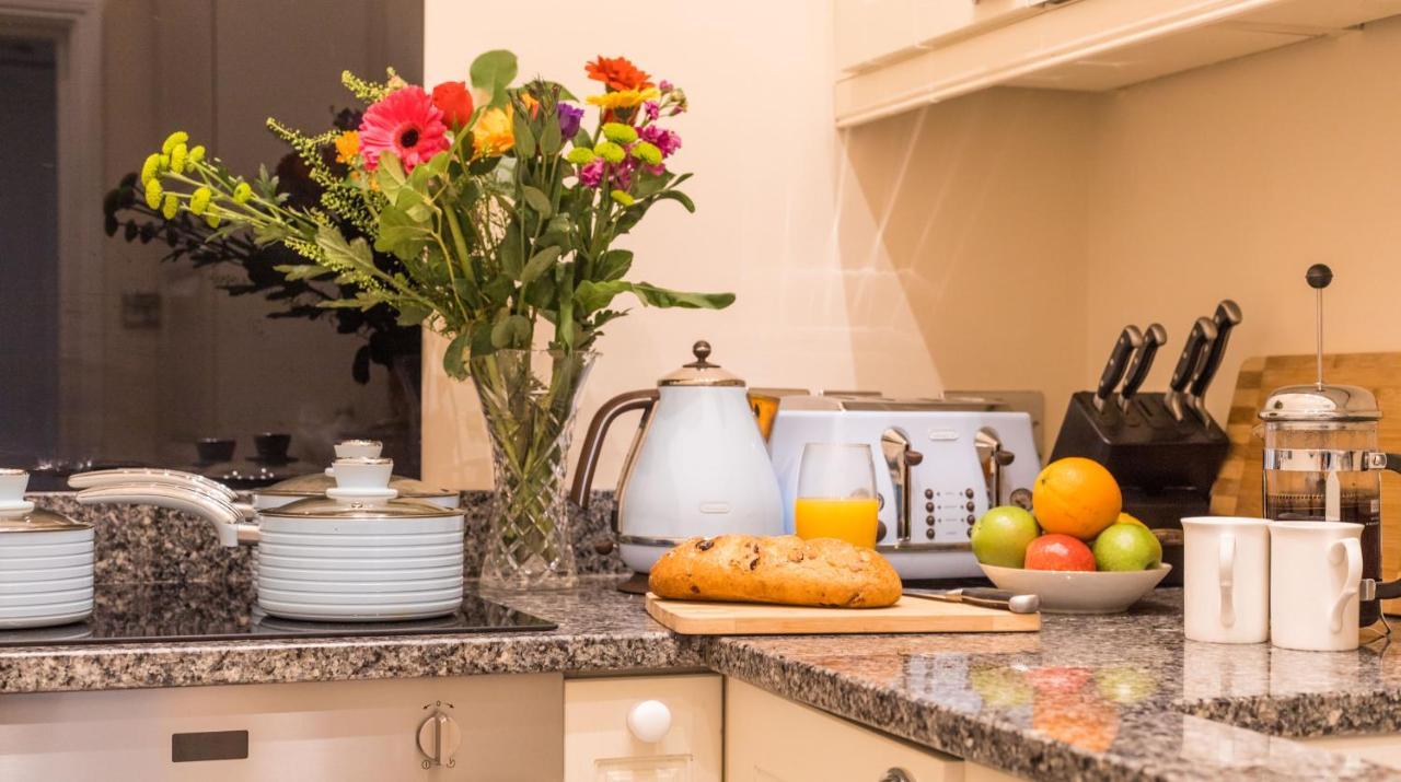 Flat 3, 6 Lypiatt Terrace Gloucestershire Gl50 2sx * Cheltenham