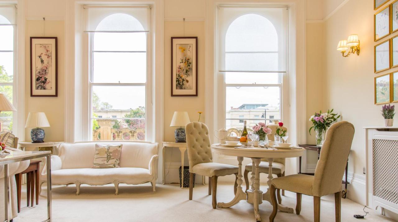 Flat 3, 6 Lypiatt Terrace Gloucestershire Gl50 2sx Apartment Cheltenham