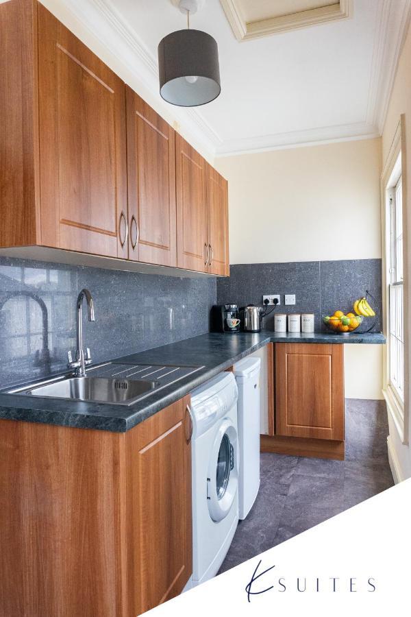 Beautiful 5-bed Regency In Montpellier * Cheltenham