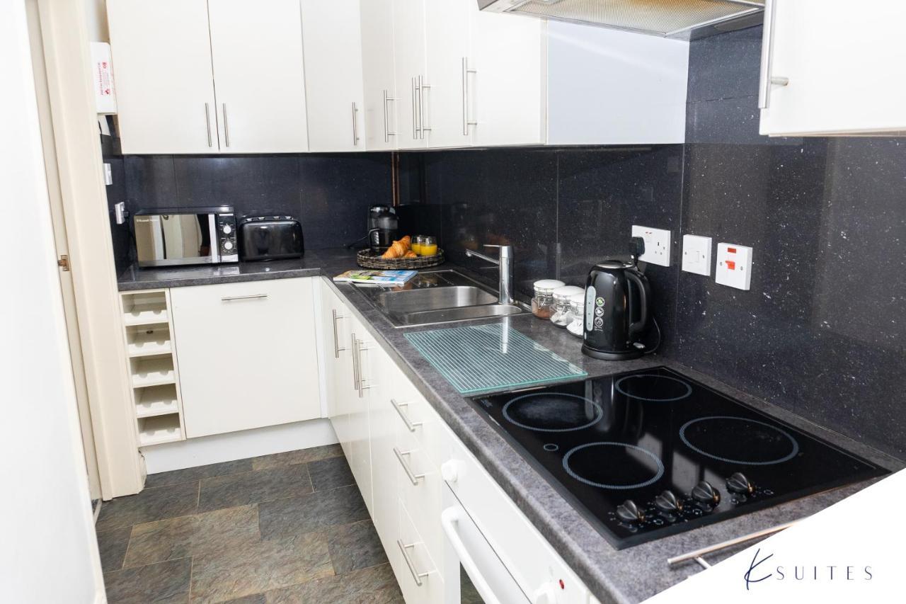 Beautiful 5-bed Regency In Montpellier Holiday home Cheltenham