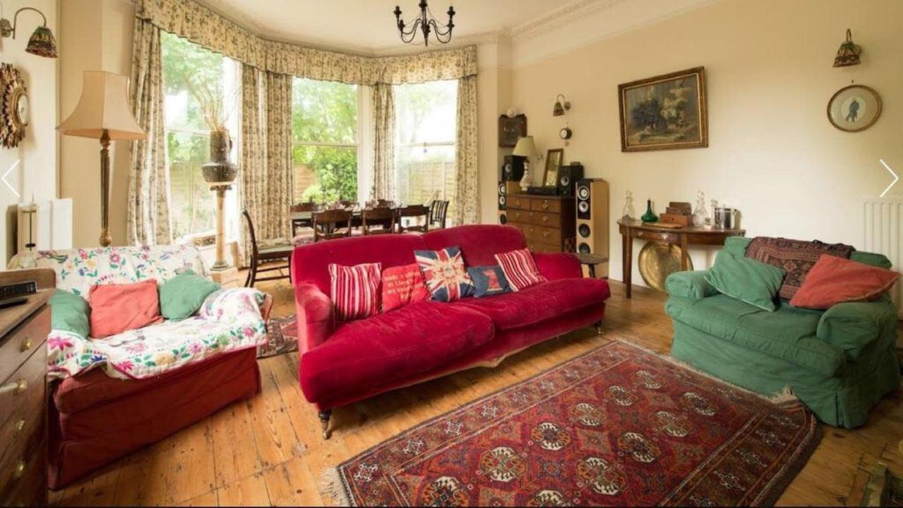 Holiday home Lovely 3-bed House In Cheltenham