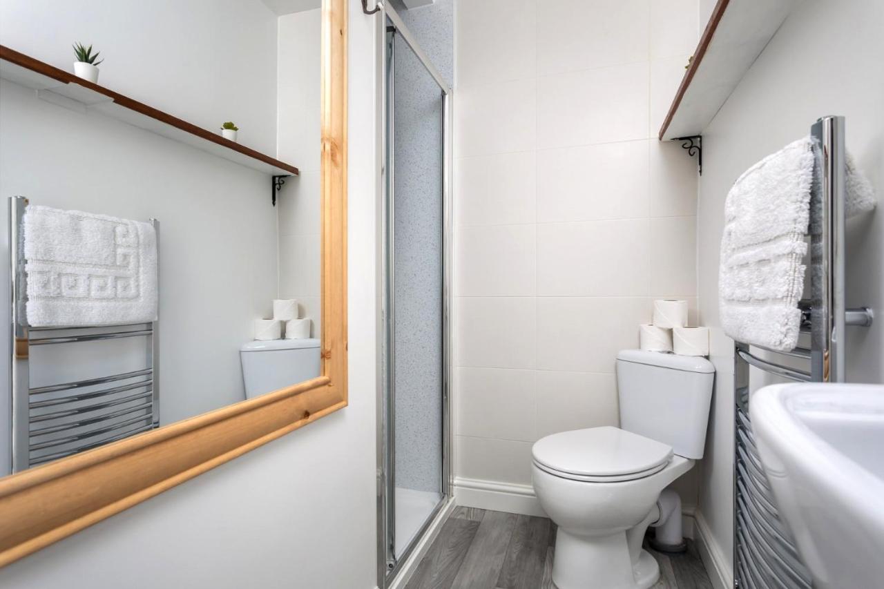 Fairhaven Street, Cheltenham Apartment *