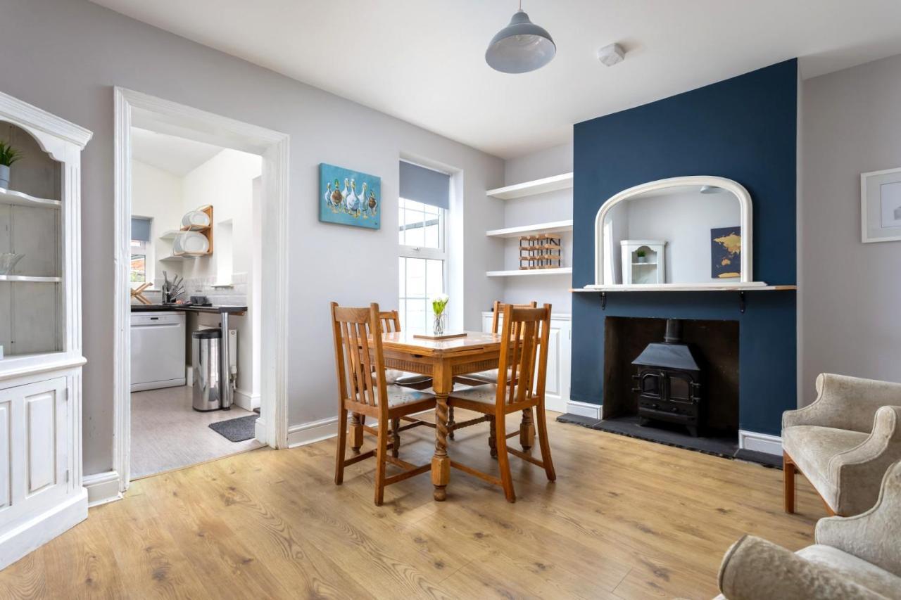 Fairhaven Street, Cheltenham Apartment *