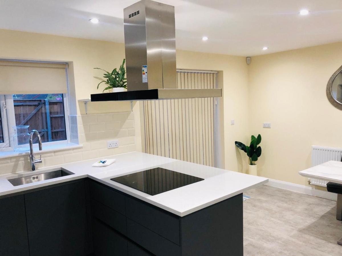 Cuterooms Guest house