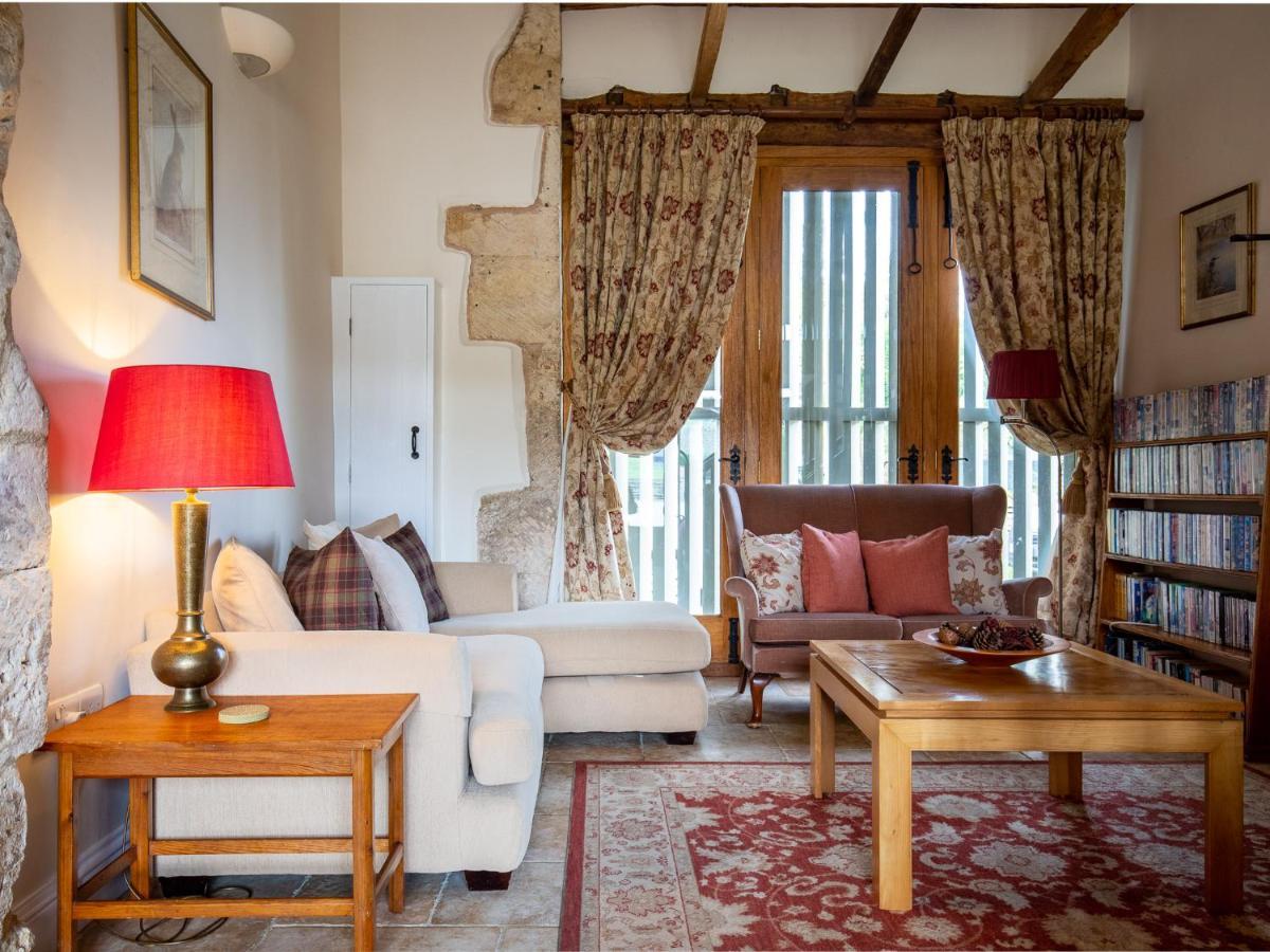 Tom's Barn Holiday home Cheltenham