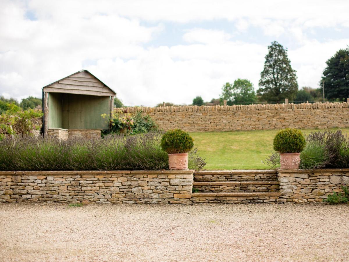Tom's Barn * Cheltenham
