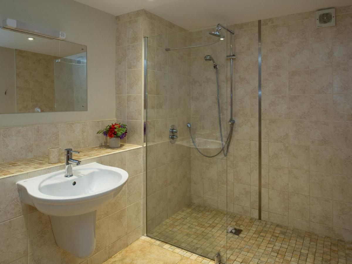 Tom's Barn Holiday home Cheltenham
