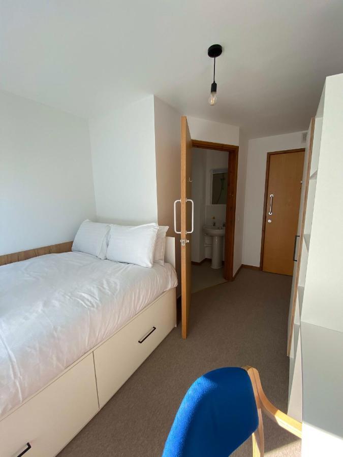Regency Hall Smart Ensuite B *
