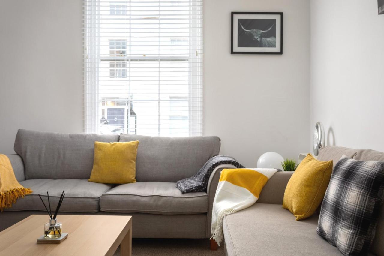 St George's Place - Fab Town House *