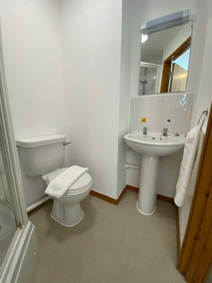 Regency Hall Smart Ensuite E Inn Cheltenham