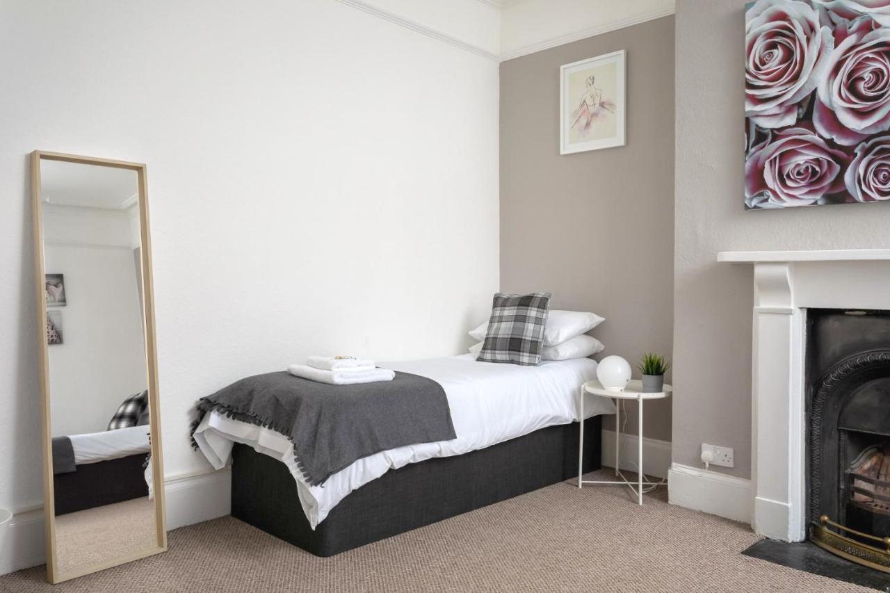 St George's Place - Fab Town House Cheltenham