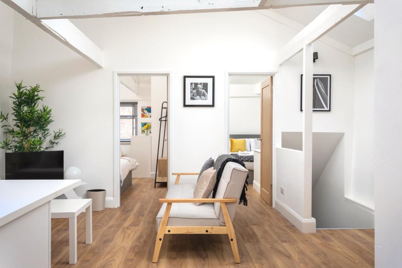 Curb - Cool Trendy Montpellier Apartment *