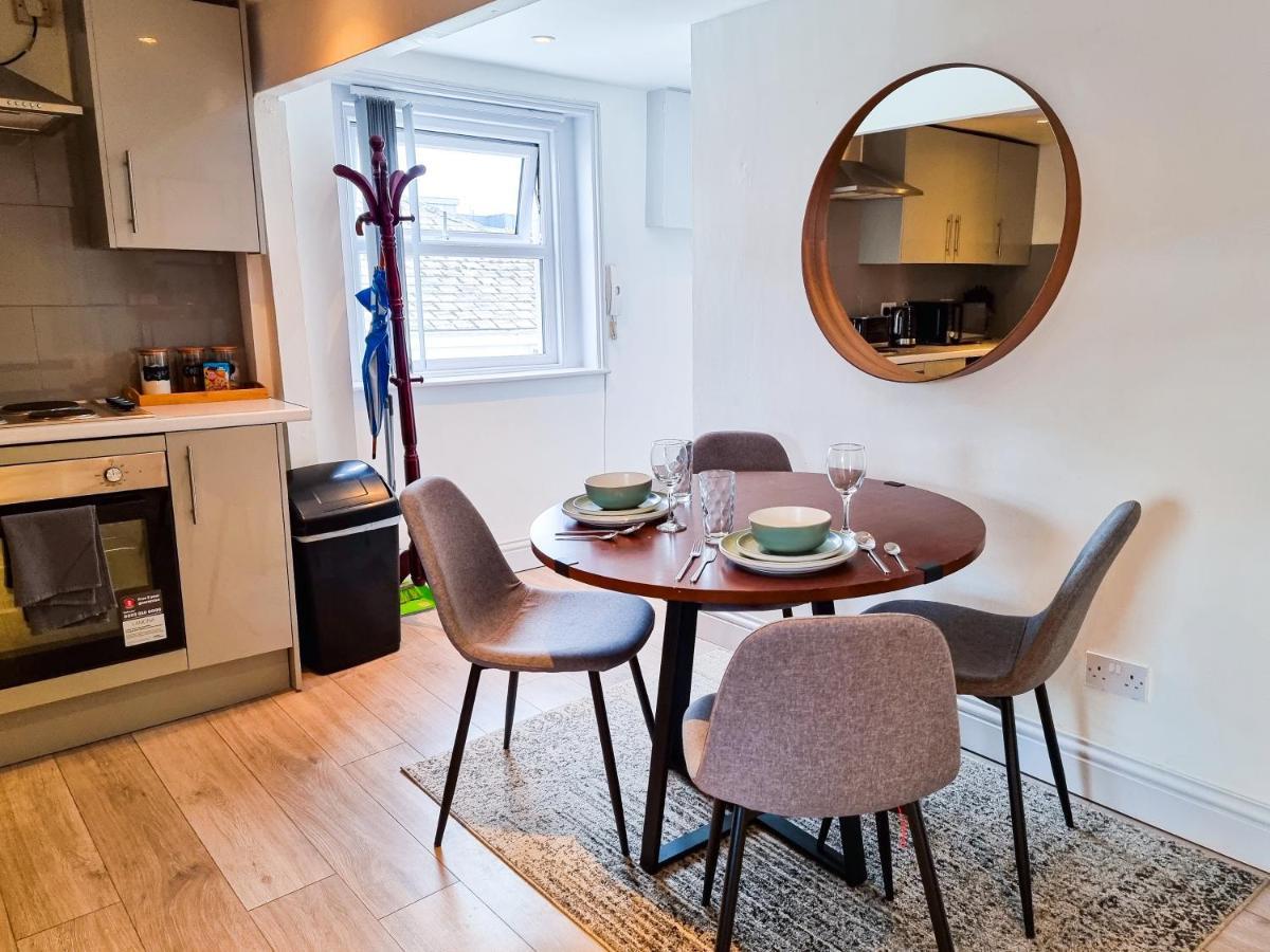 New Refurb Floor Flat In Apartamento *