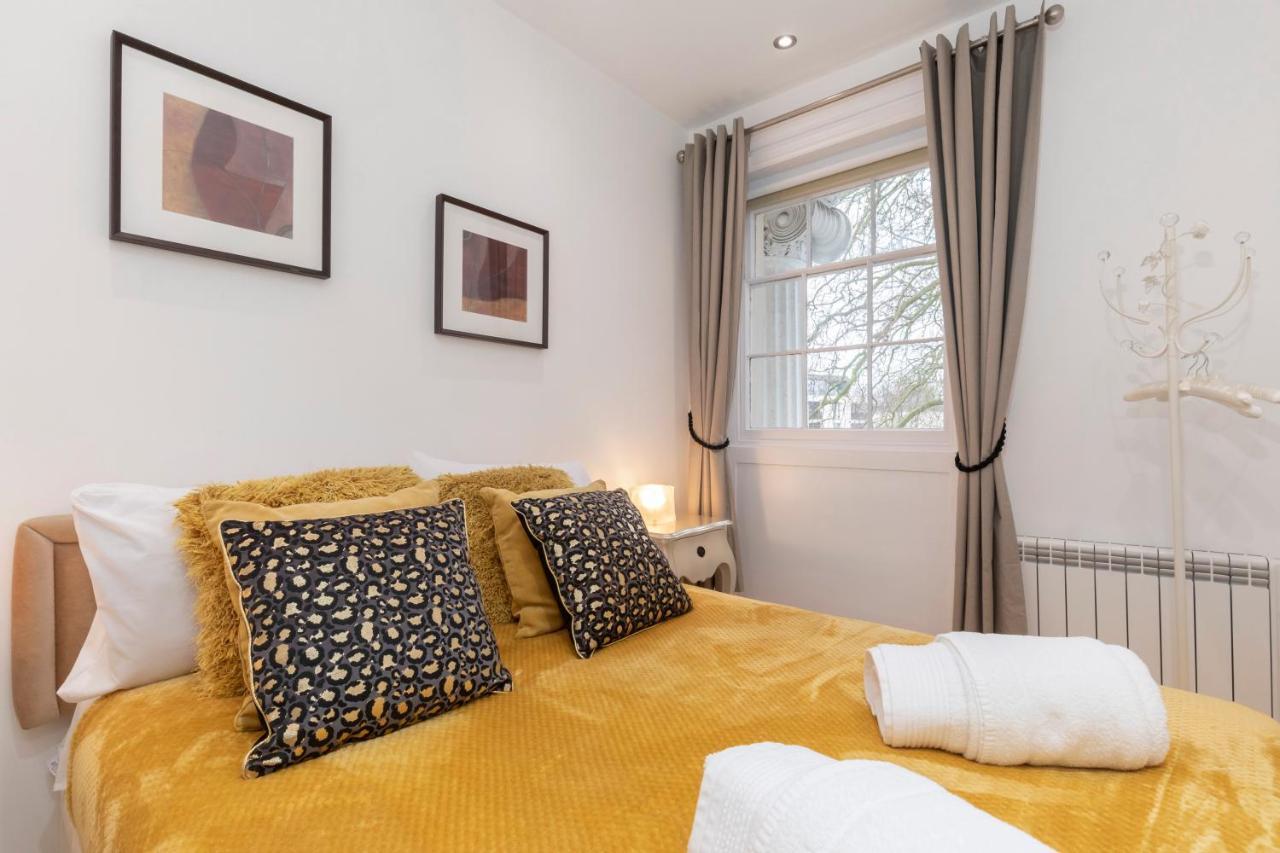 High Columns - Superb 2 Beds 2 Baths And Free Parking