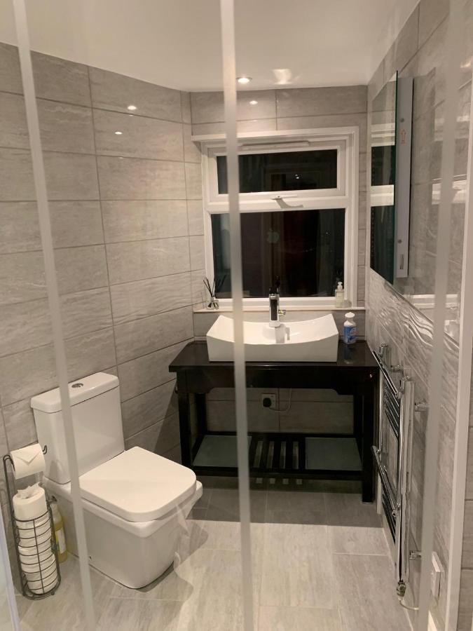 1560 By The Racecourse * Cheltenham