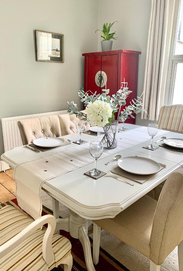 Lovely 3 Bed House In The Heart Of Cheltenham