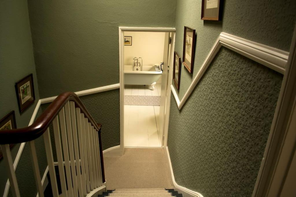 Holiday home Lovely 3 Bed House In The Heart Of *