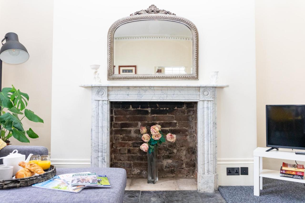 Holiday home Beautiful 5-bed Regency In Montpellier Cheltenham
