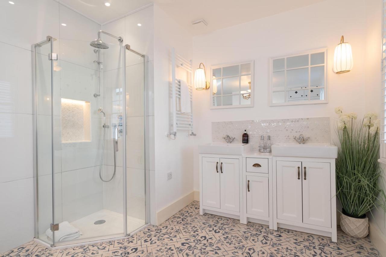 Holiday home Gloucester Place Townhouse And Hot Tub!