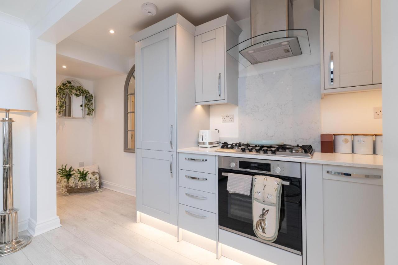 Holiday home Gloucester Place Townhouse And Hot Tub!