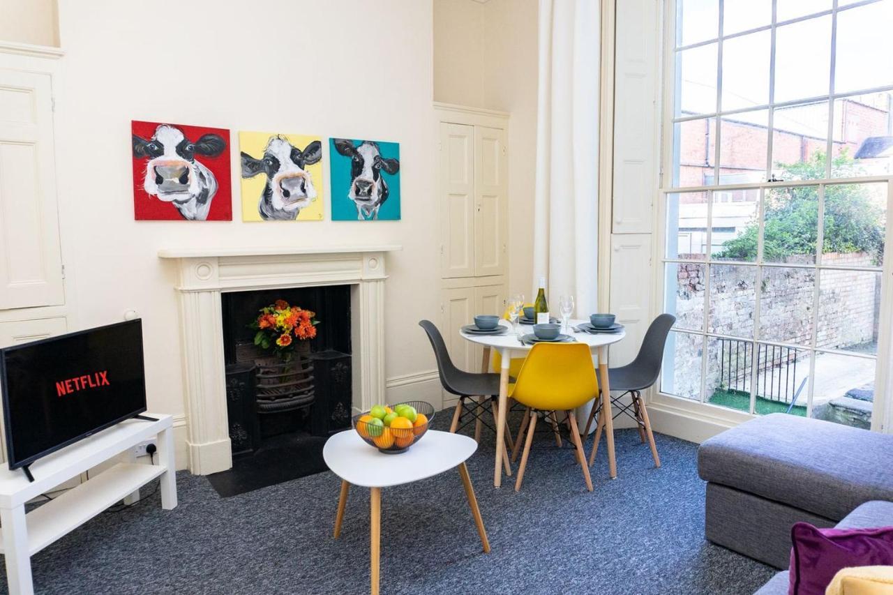 Beautiful 5-bed Regency In Montpellier