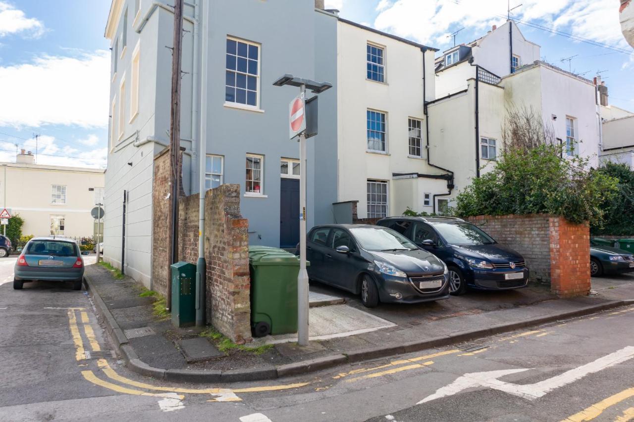 Beautiful 5-bed Regency In Montpellier *