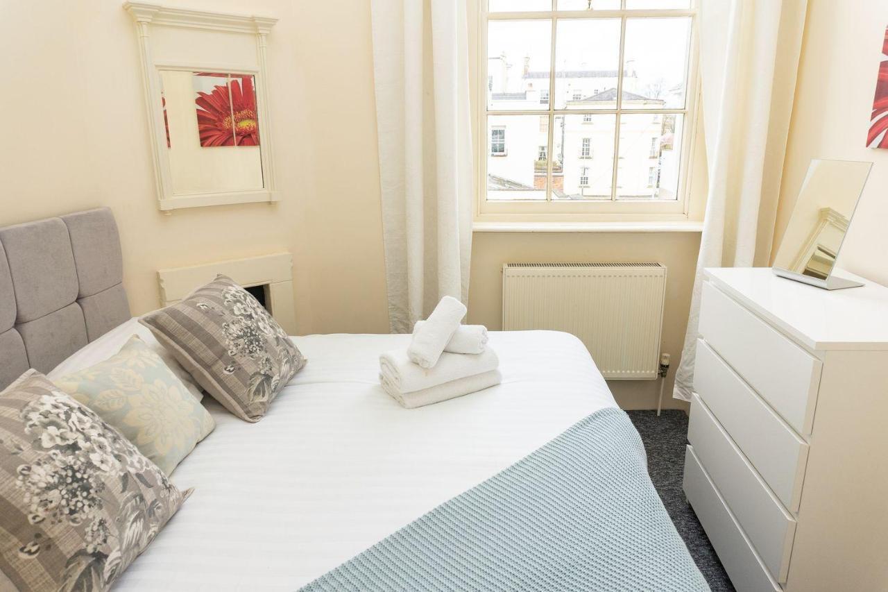 Holiday home Beautiful 5-bed Regency In Montpellier