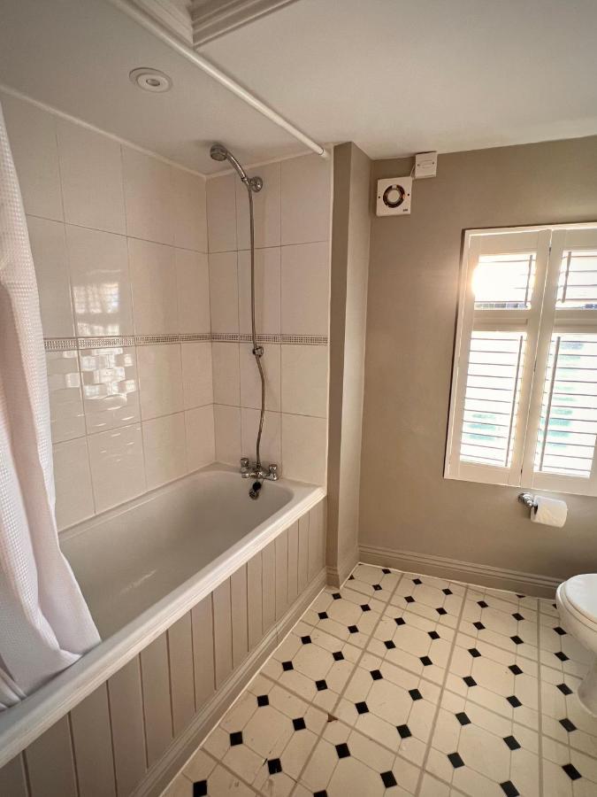 Unique & Stylish Town House,