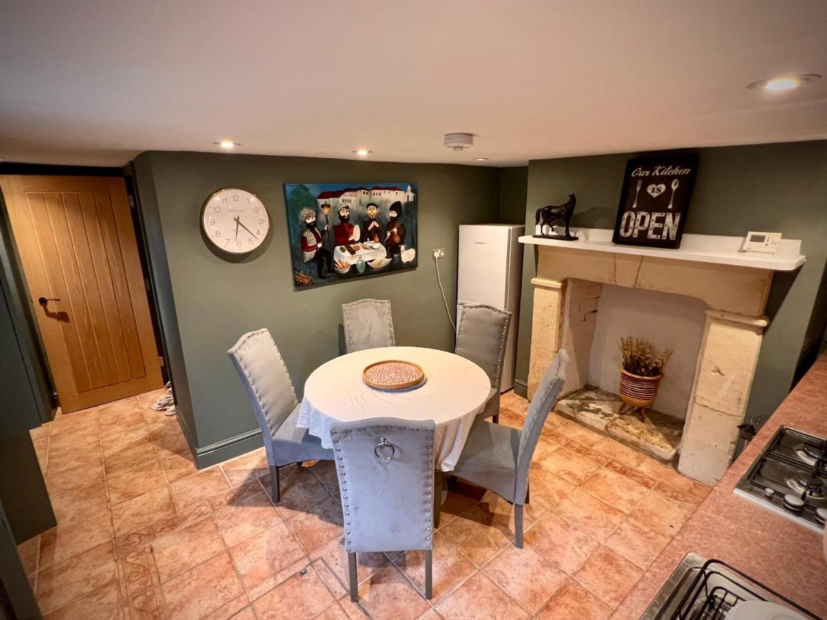 Unique & Stylish Town House, Cheltenham