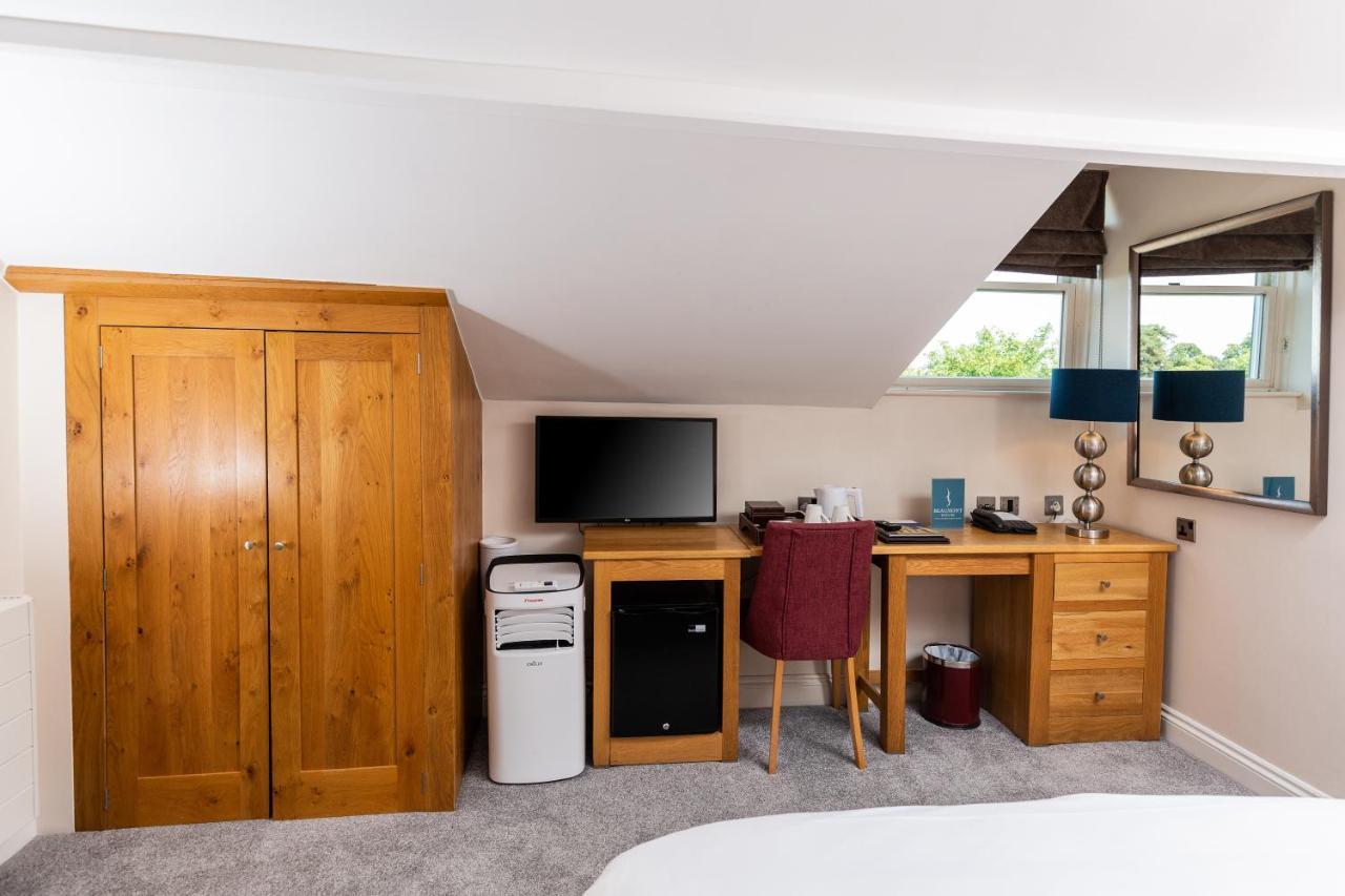 Beaumont House Guest house 4*